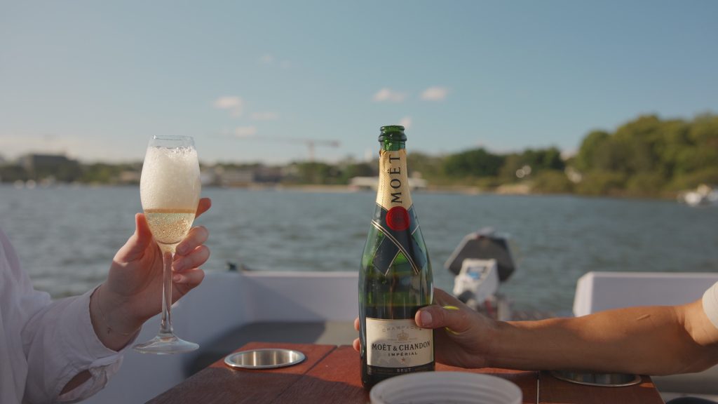 Copy of V1-0203_V Photos00298054